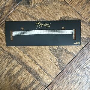THALIA SODI Silver-Tone Rhinestone Choker Necklace NWT Great 🎁